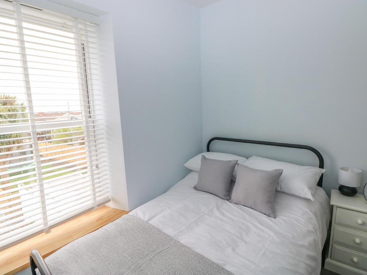 54 Pencoed Road Villa Burry Port Dış mekan fotoğraf