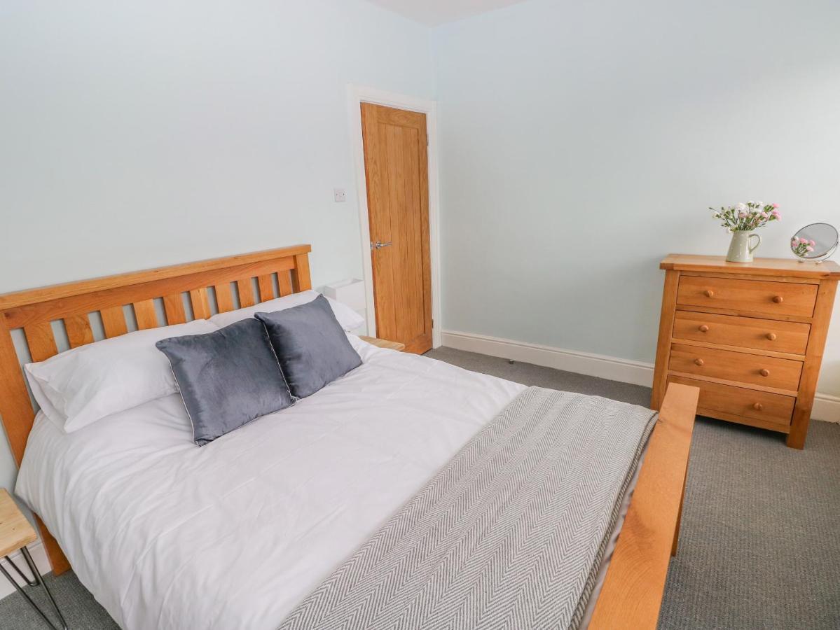 54 Pencoed Road Villa Burry Port Dış mekan fotoğraf