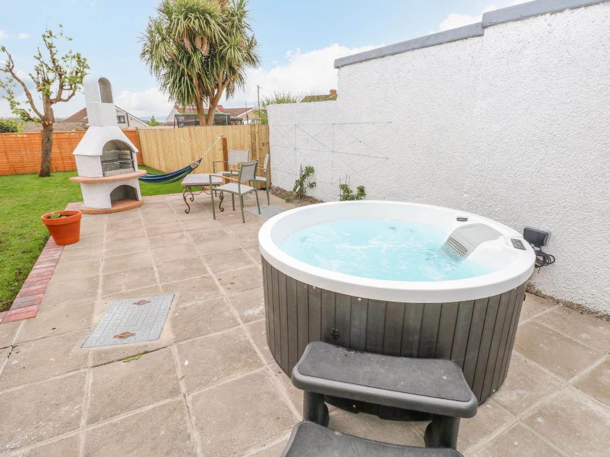 54 Pencoed Road Villa Burry Port Dış mekan fotoğraf