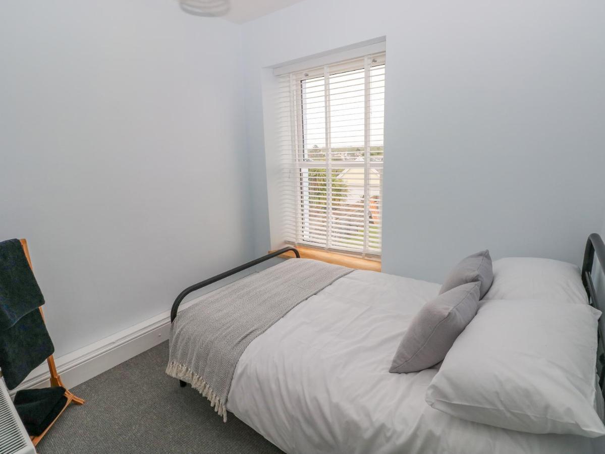 54 Pencoed Road Villa Burry Port Dış mekan fotoğraf