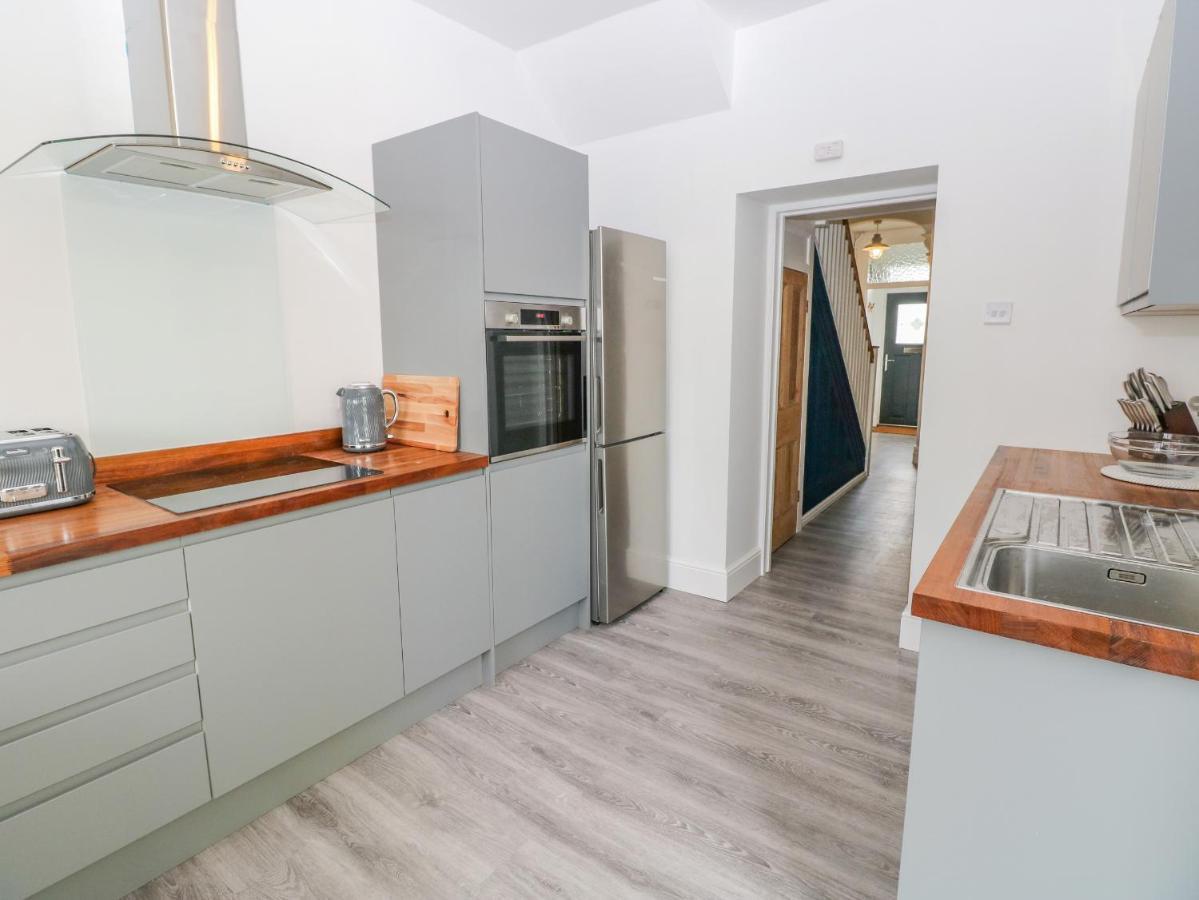54 Pencoed Road Villa Burry Port Dış mekan fotoğraf
